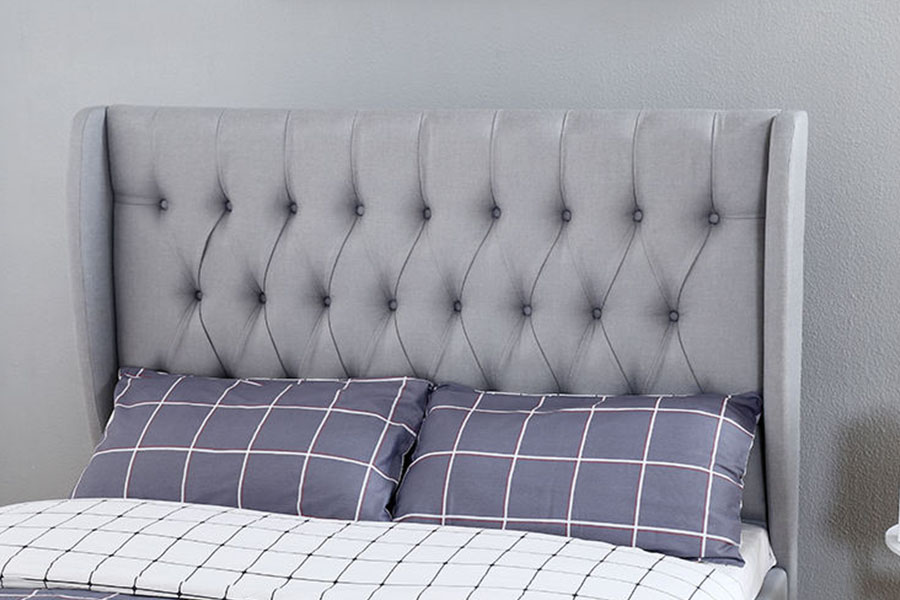 1310G Visoko uzglavlje Wingback siva tkanina s gumbima i detaljima Okvir kreveta za pohranu